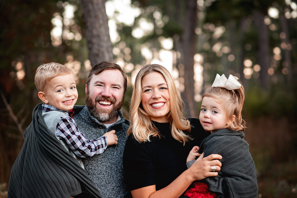 Family photoshoot by The Woodlands photographer, Maria Snider Photography