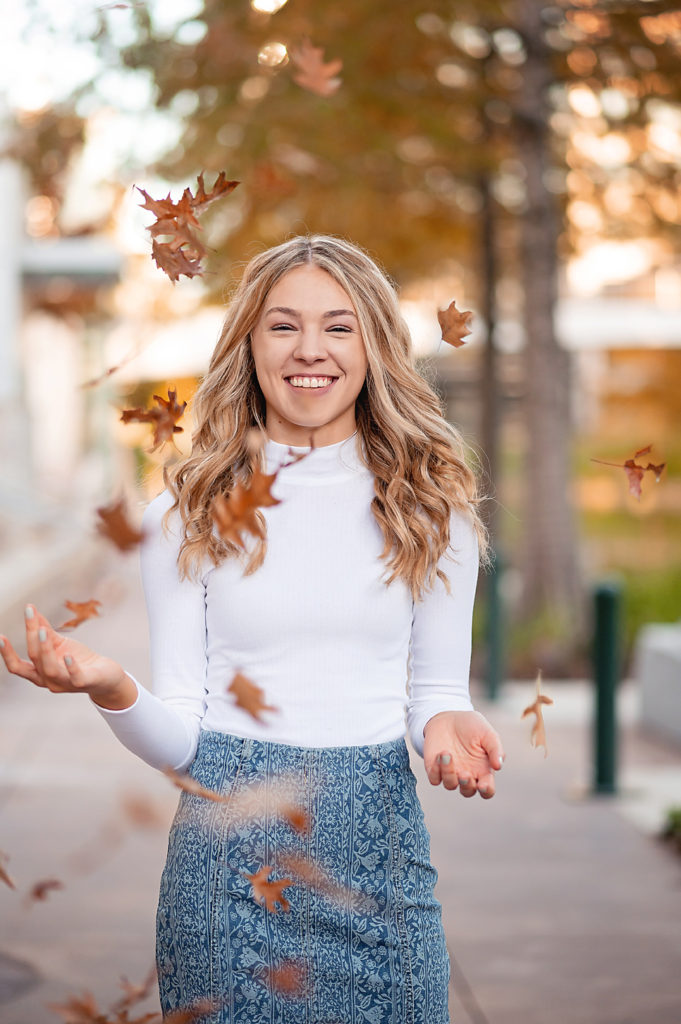 golden hour fall photography in the woodlands