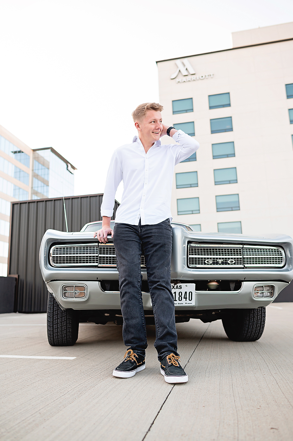 outdoor senior portrait texas