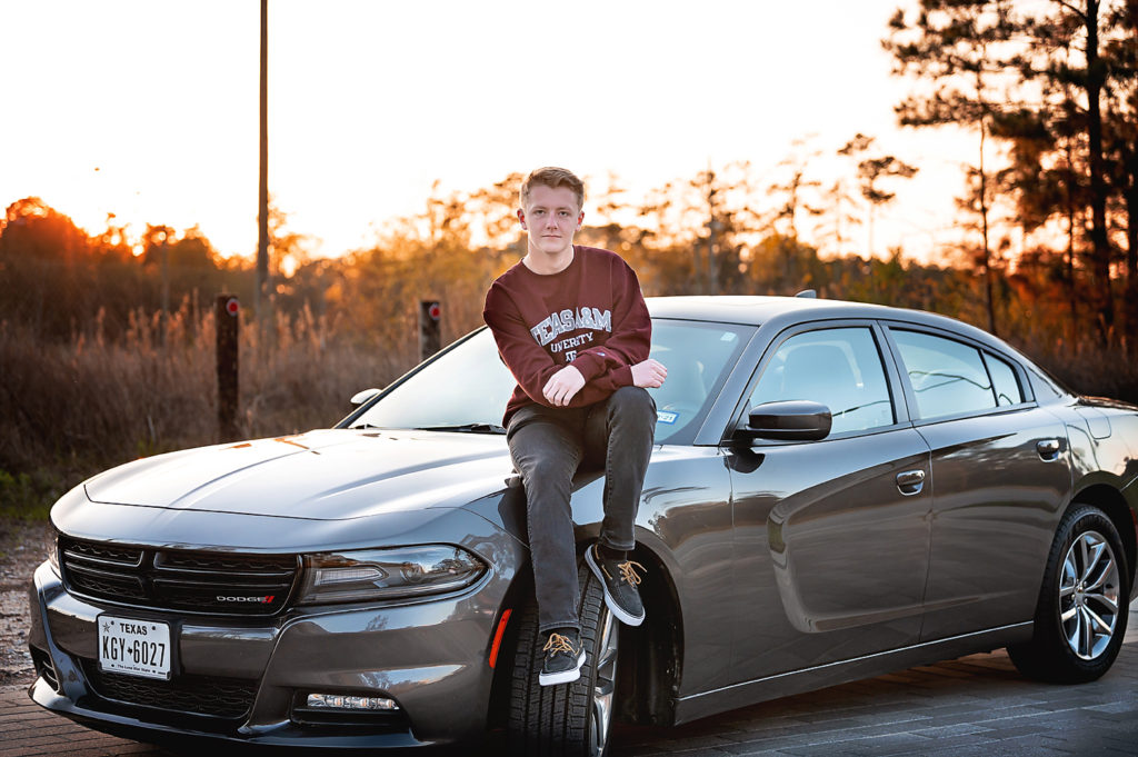 cars and senior photos