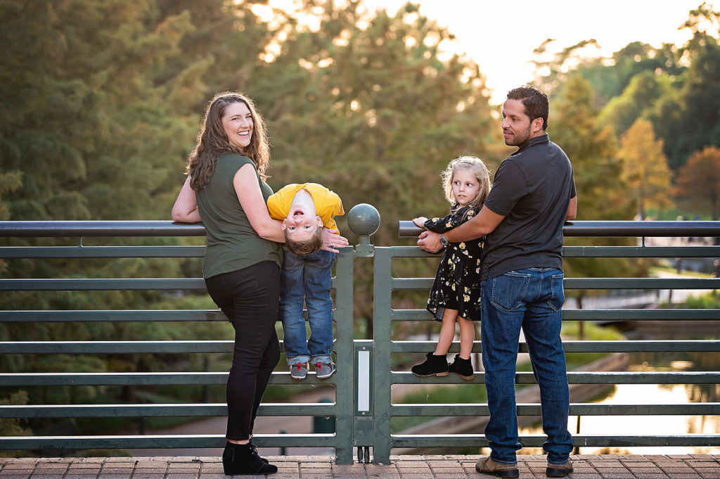 Best locations in The Woodlands for a family session