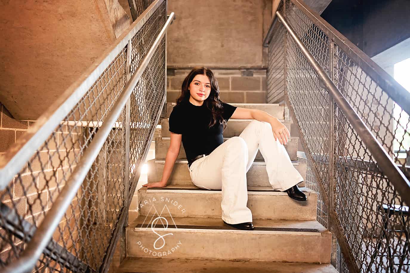 senior girl urban session