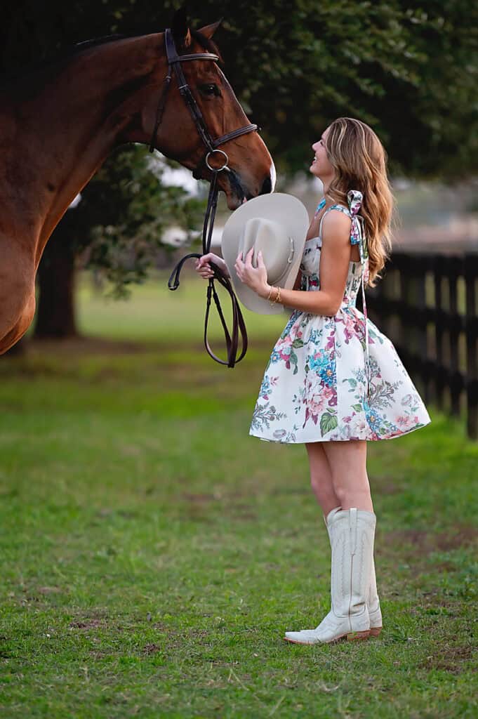 senior session girl with a horse