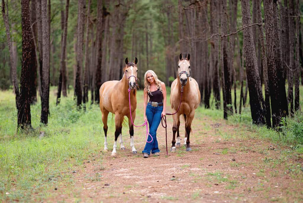 Senior sessions with horses